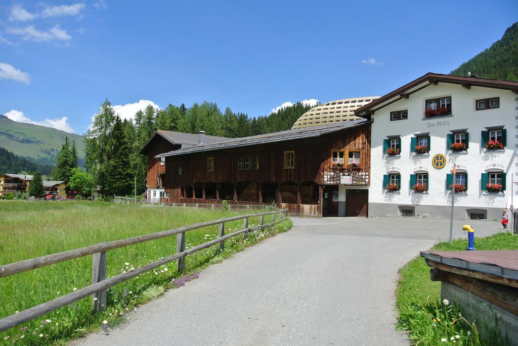 Pension Hof Zur Stilli Apartment Davos Luaran gambar